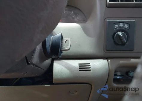 2000 Ford F-250 Lariat/Xl/Xlt из США, поврежденный, VIN 1FTNW21S3YED83348